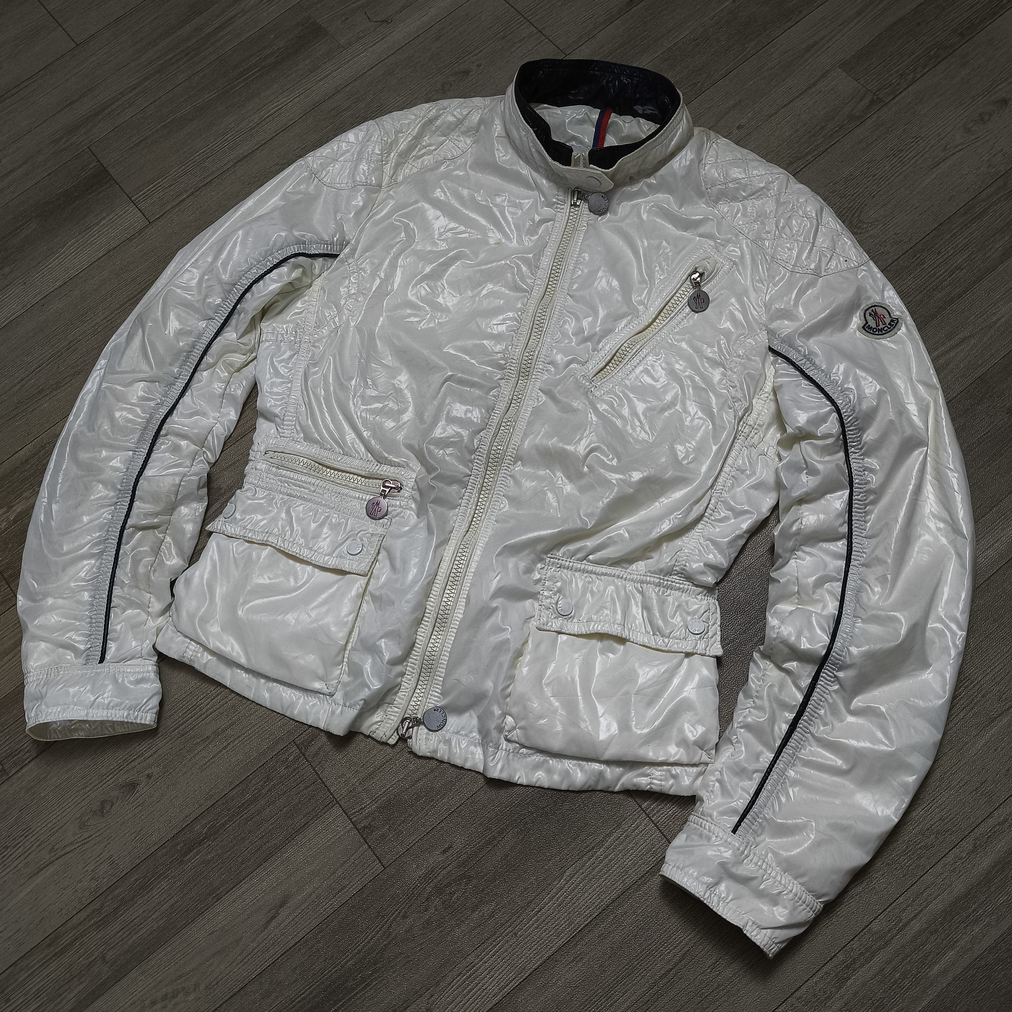 Moncler Vintage Moncler Multi pocket Bikers Jacket Size M / US 6-8 / IT 42-44 - 6 Thumbnail
