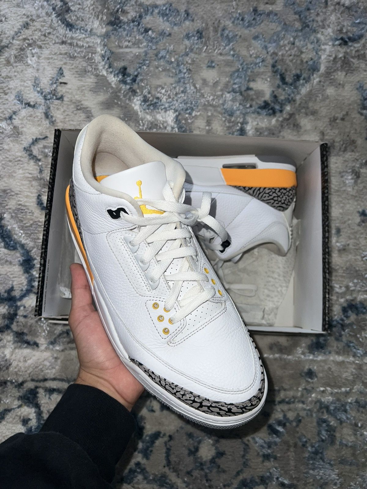 Jordan Brand Jordan 3 laser orange Size US 11.5 / EU 44-45 - 2 Thumbnail