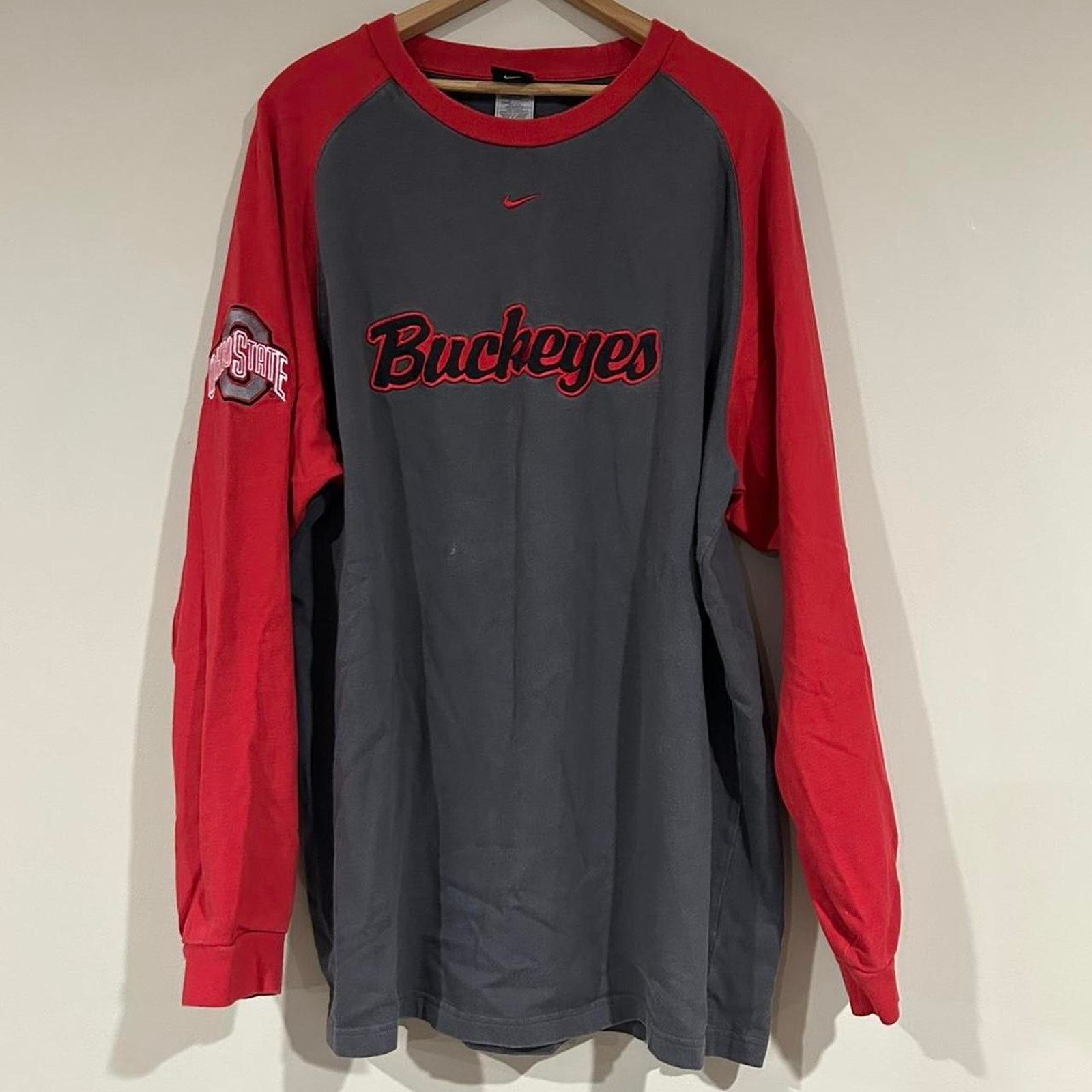 Nike Vintage Nike Ohio State Buckeyes Long Sleeve Shirt Size US XL / EU 56 / 4 - 1 Thumbnail