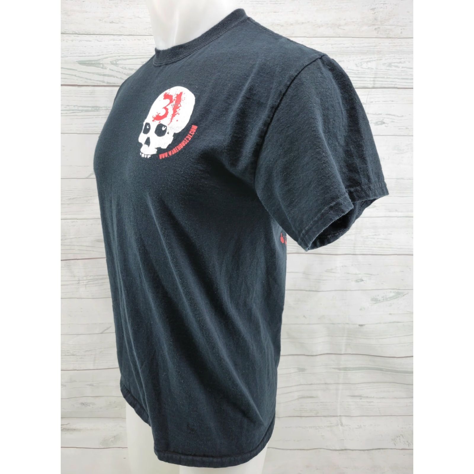 Gildan Haunted House Warehouse 31 Shirt Medium Black Mens T-Shirt Cotton Short Sleeve Gildan Regular Fit Size M Size US M / EU 48-50 / 2 - 3 Thumbnail