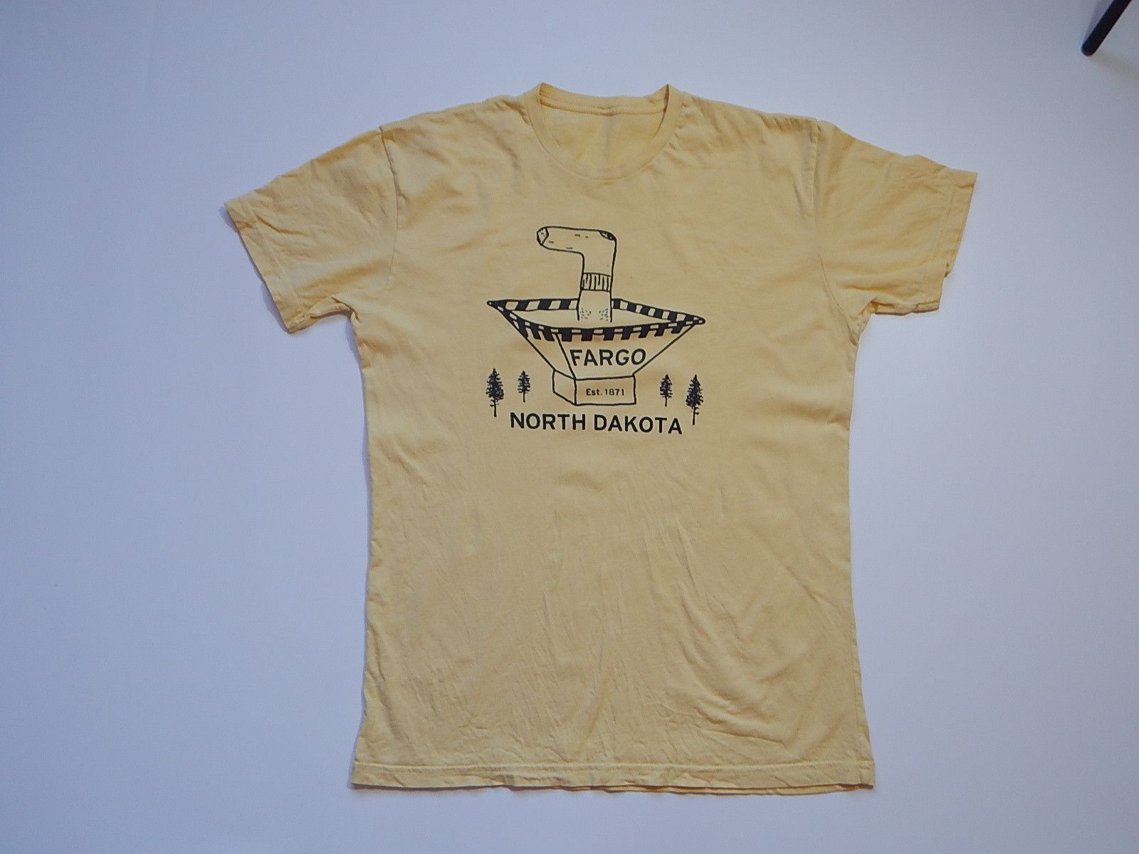Arts & Science vintage fargo joel and ethan coen crime movie tee Size US L / EU 52-54 / 3 - 1 Thumbnail