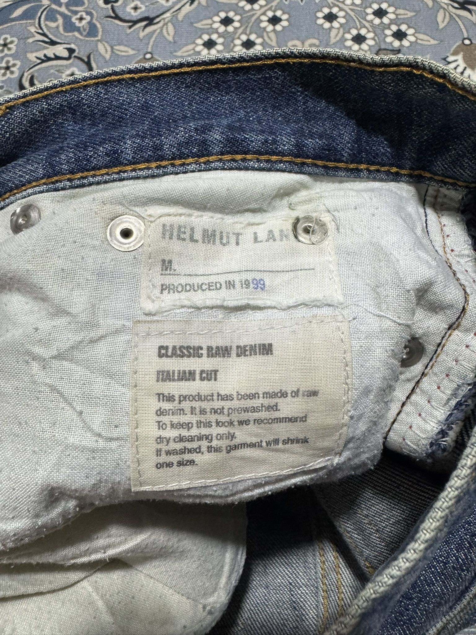 Helmut Lang Vintage 1999 Helmut Lang Distressed Denim Italian Cut Size US 27 - 6 Thumbnail