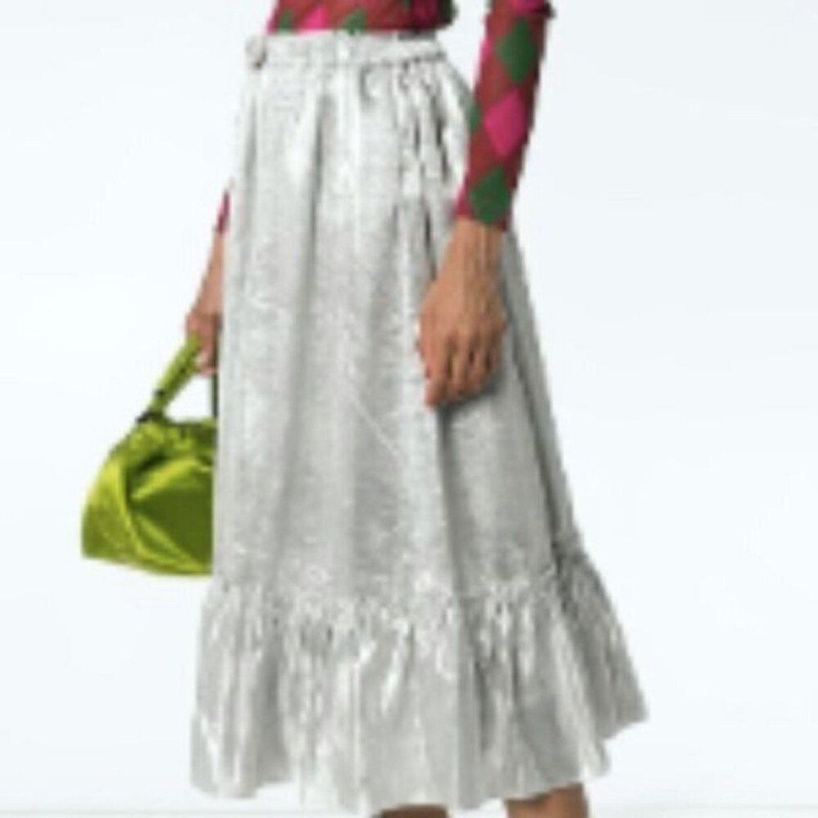 Shrimps Shrimps Pearl bow embellished metallic skirt silver Size 30" / US 8 / IT 44 - 2 Thumbnail