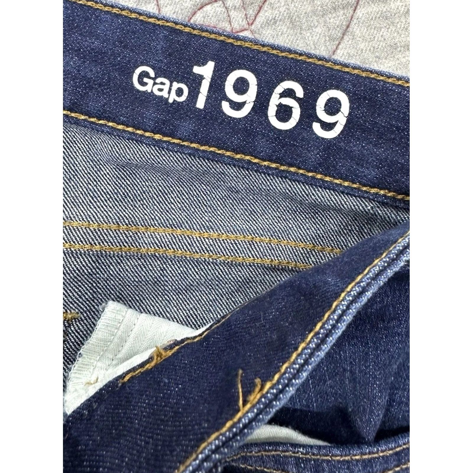 Gap Gap 1969 Womens Straight Jeans Dark Wash Denim 5-Pocket Button 27 Size 27" / US 4 / IT 40 - 3 Thumbnail