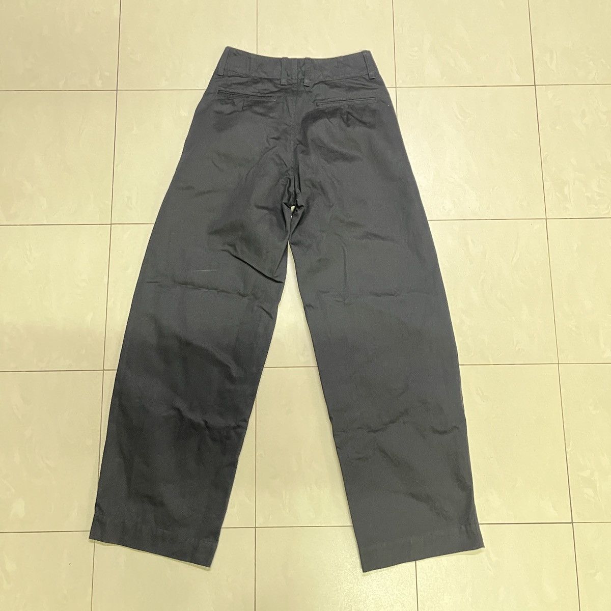 Uniqlo Uniqlo U Balloon Baggy Pants Size 28" / US 6 / IT 42 - 10 Thumbnail