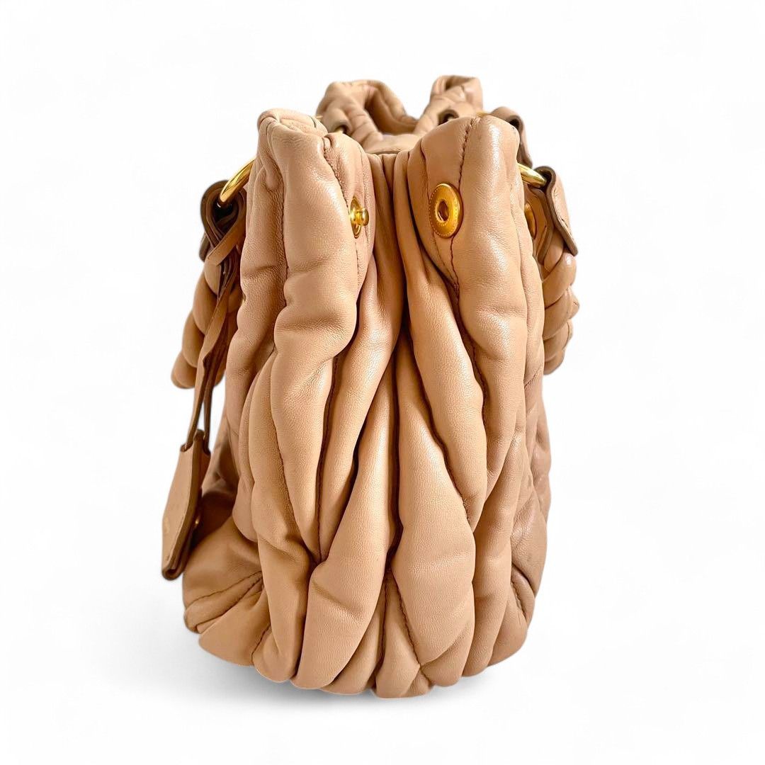 Miu Miu Miu Miu - Matelasse Handbag Beige Pink Gold Hardware Handbag Size ONE SIZE - 4 Thumbnail