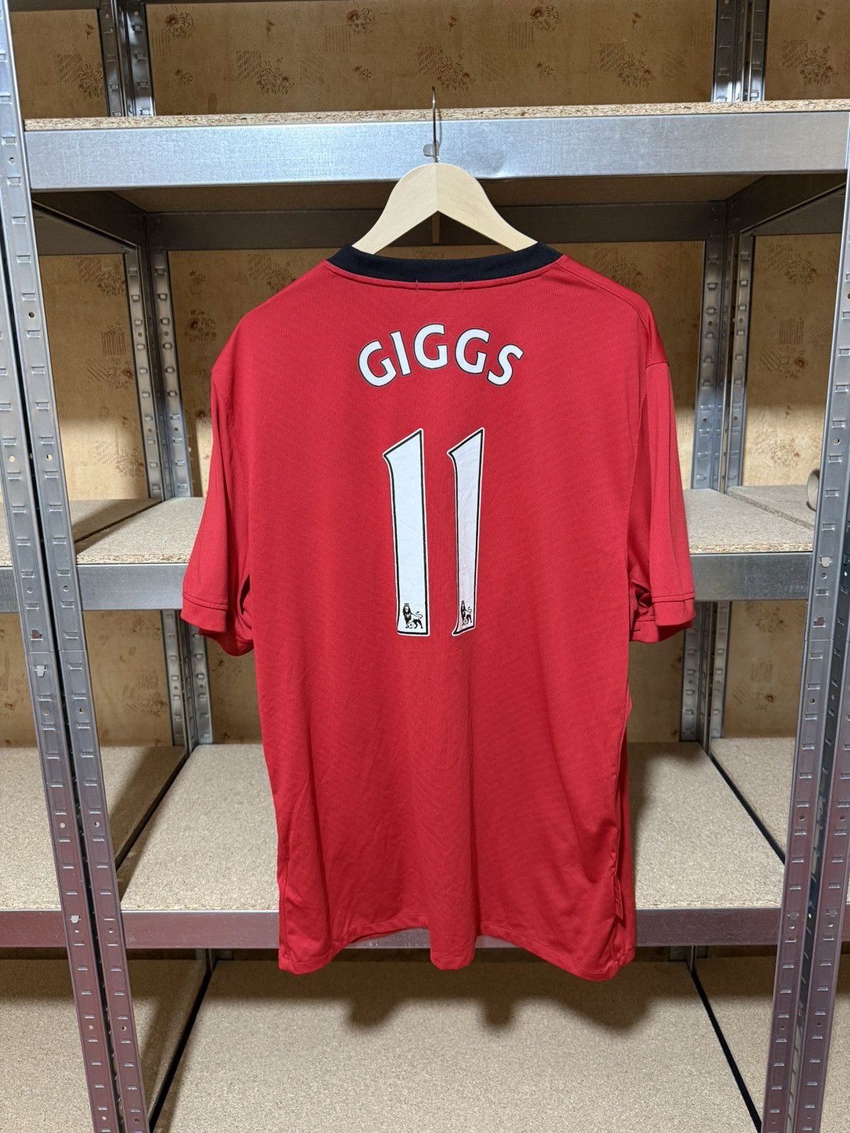 Nike × Vintage Nike 2009 2010 Manchester United Giggs Home Soccer Jersey Size US XXL / EU 58 / 5 - 2 Thumbnail