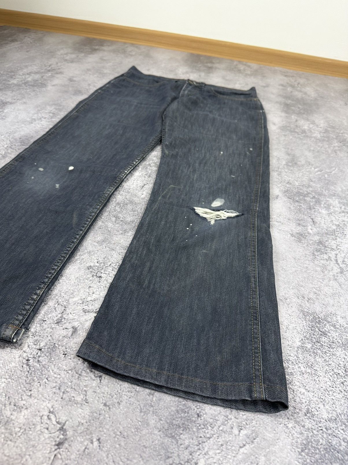 Carhartt Vintage Carhartt Distressed Denim USA Hype Flared Jeans Size 30" / US 8 / IT 44 - 11 Thumbnail