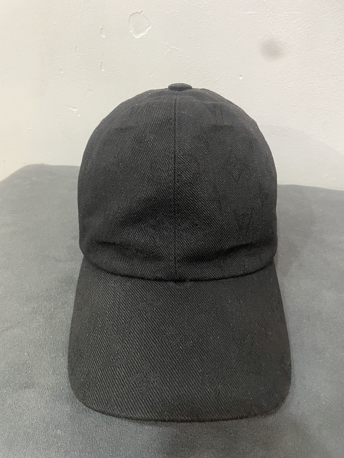 Louis Vuitton Authentic LOUIS VUITTON baseball cap Size ONE SIZE - 8 Thumbnail