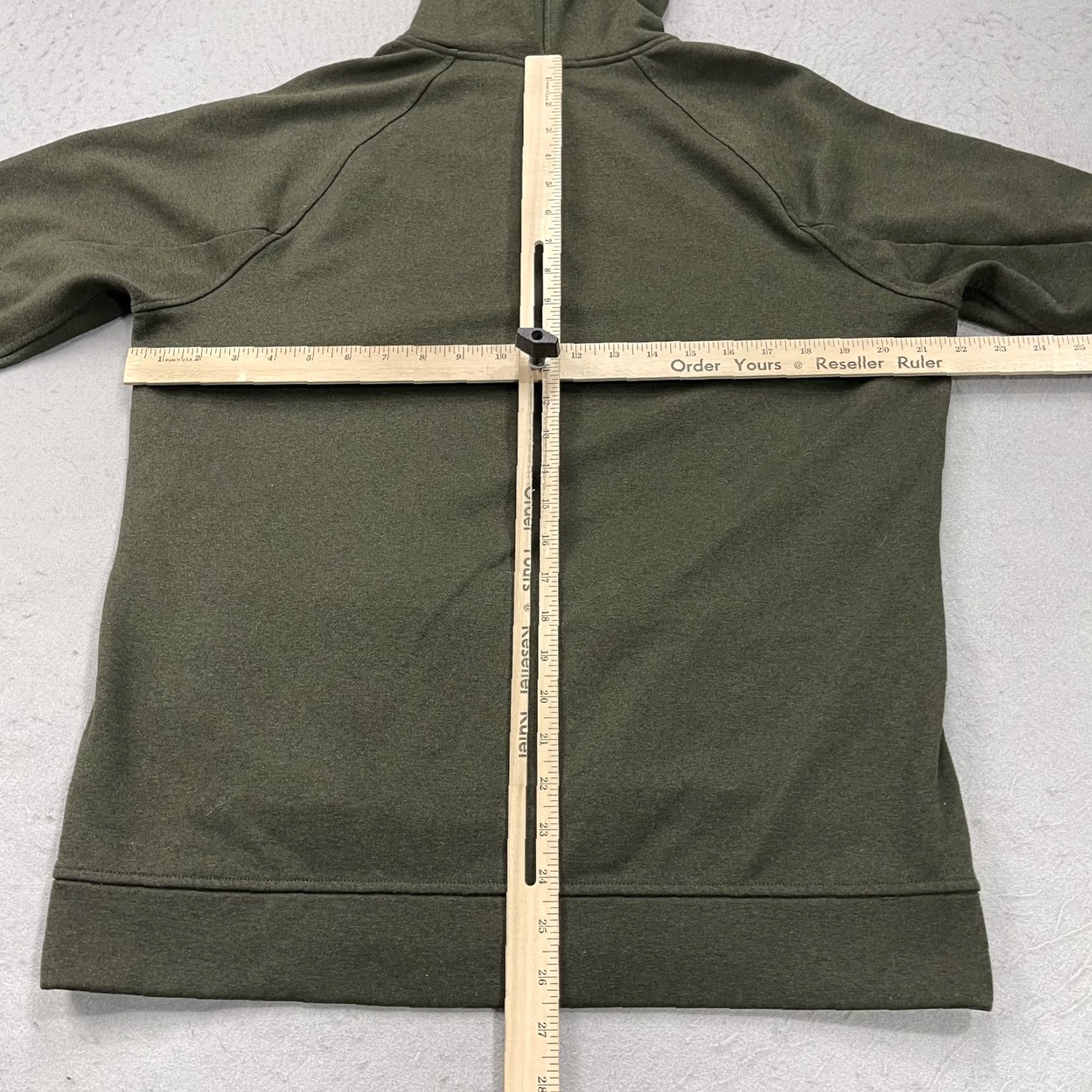 Lululemon Lululemon Hoodie Mens Large Green City Sweat Sweatshirt Gym Thermo Activewear Hoodie City Green Lululemon Mens Large Sweatshirt Size US L / EU 52-54 / 3 - 6 Thumbnail
