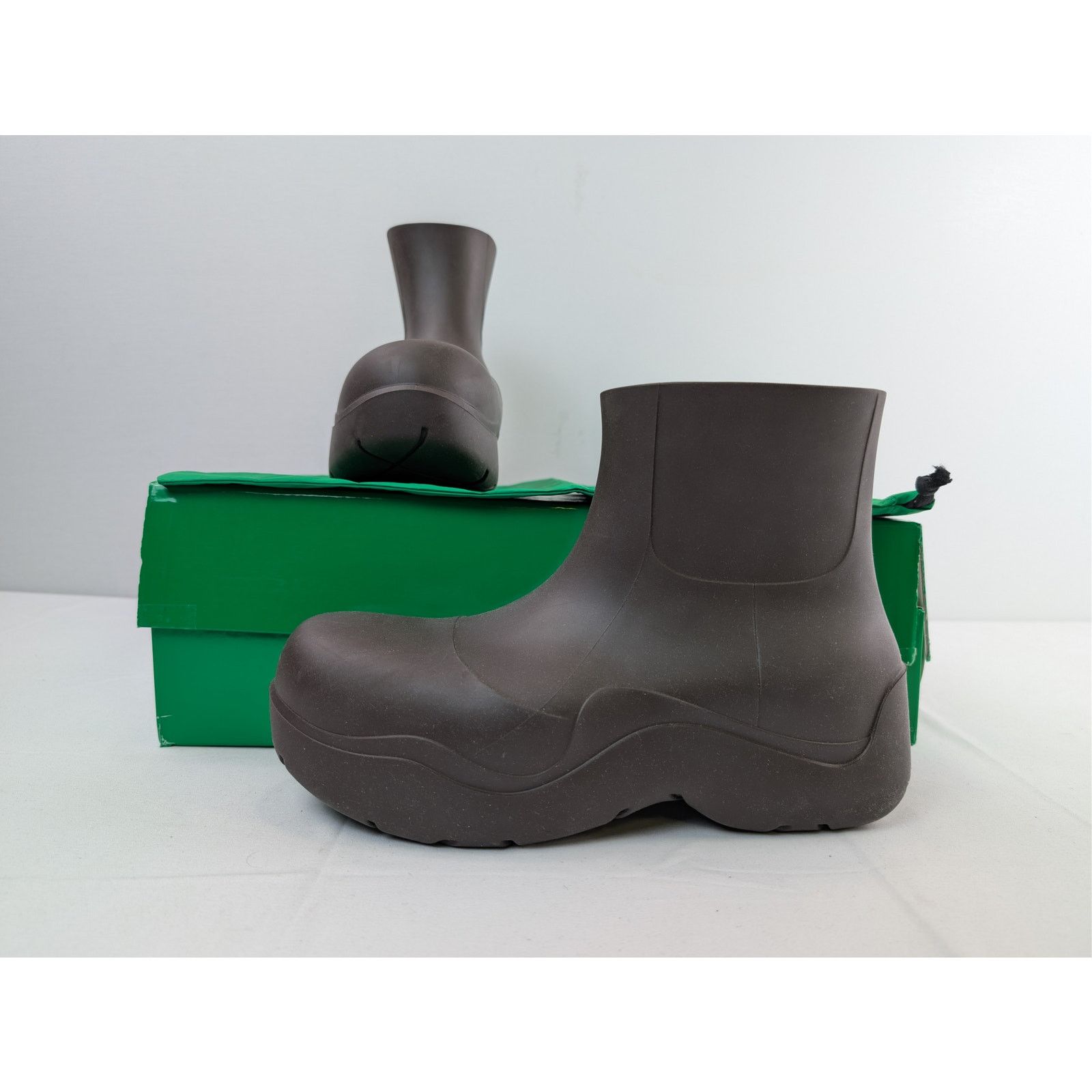 Bottega Veneta o1rshd1 Q:2 / Matt Rubber Puddle Ankle Boot in Fondant 46 Size US 13 / EU 46 - 17 Thumbnail