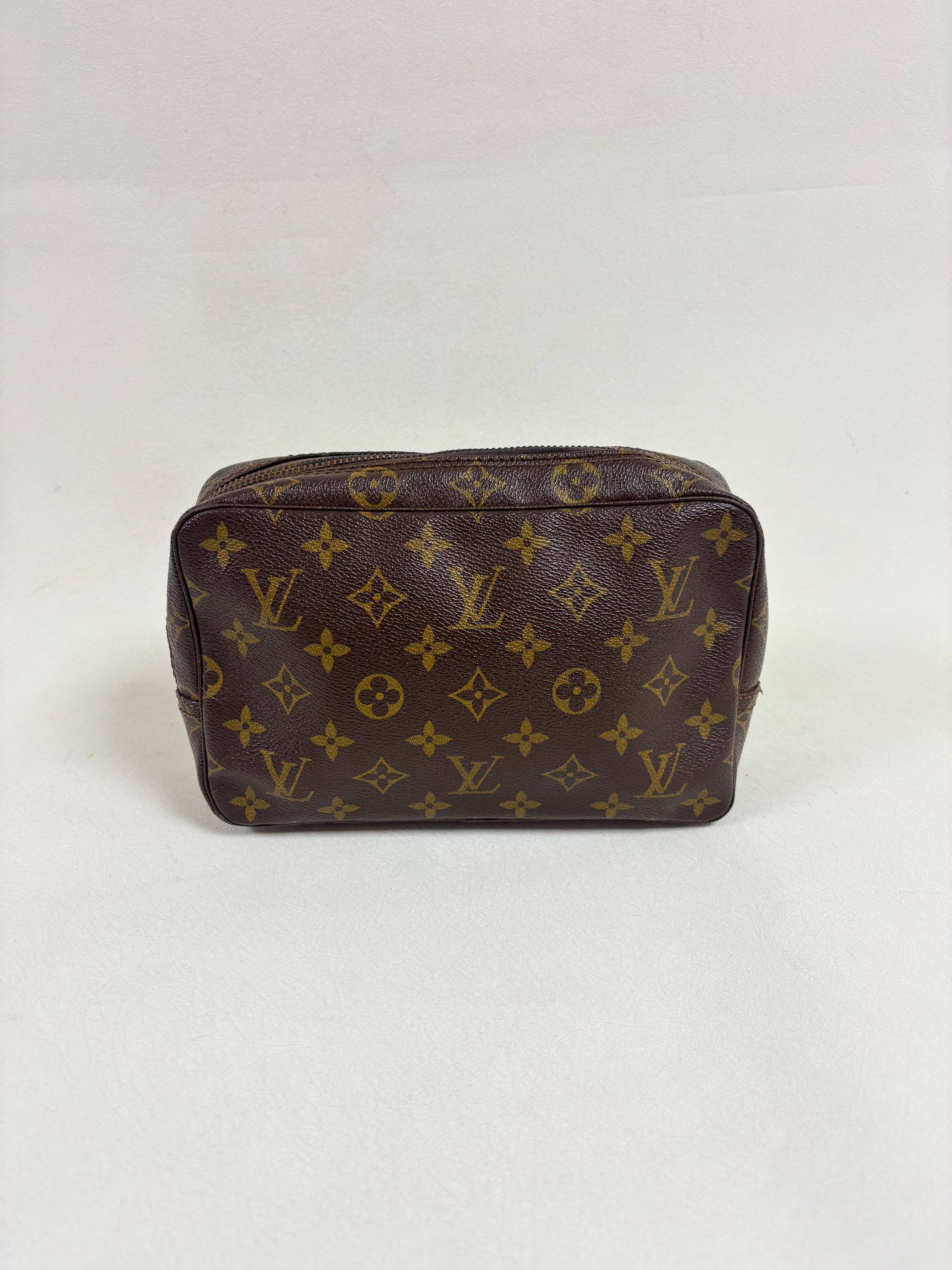 Louis Vuitton Pochette trousse Size ONE SIZE - 1 Thumbnail