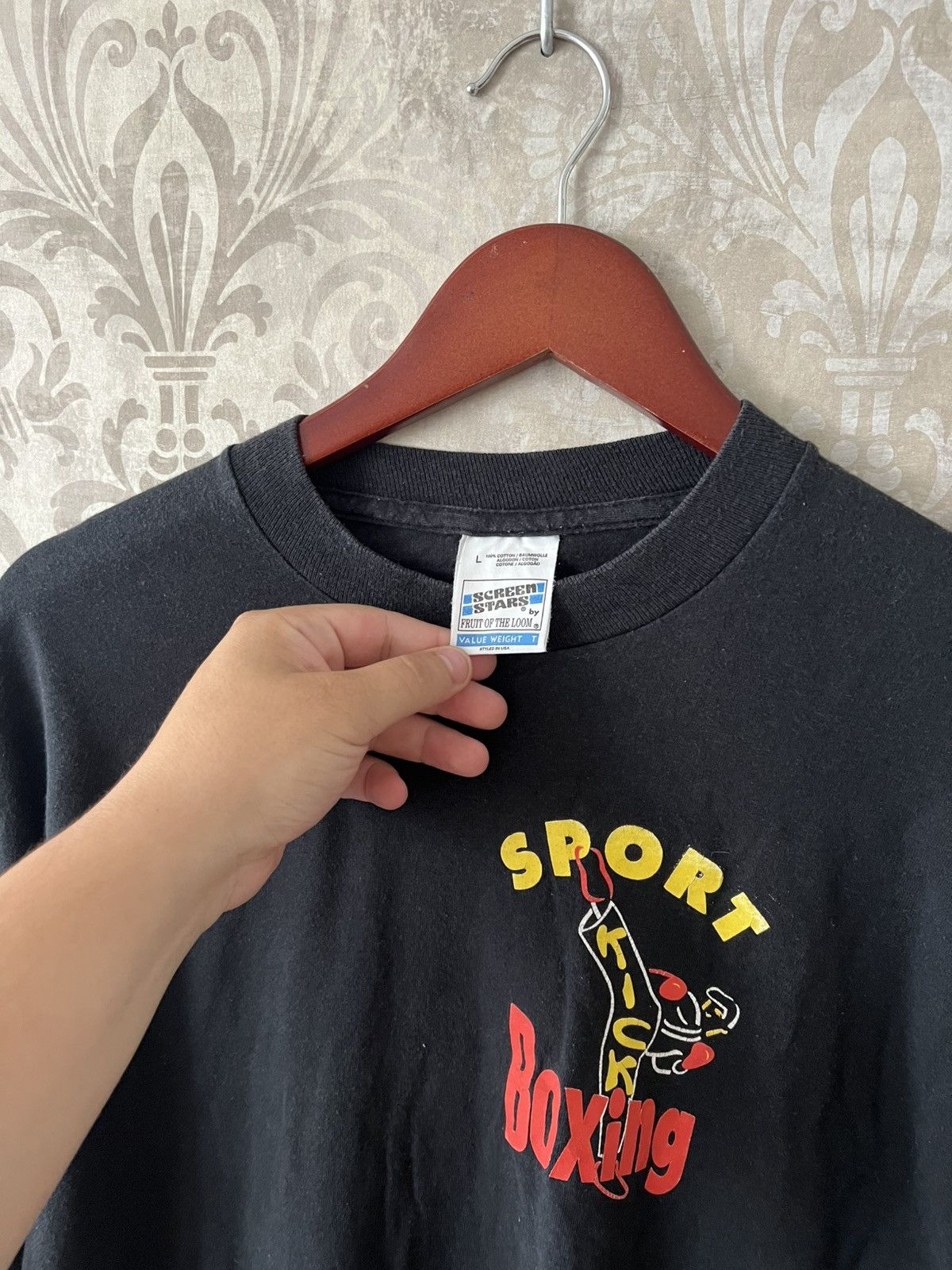 Vintage Vintage Kick Boxing Sport Tee T-Shirt Size US L / EU 52-54 / 3 - 4 Thumbnail