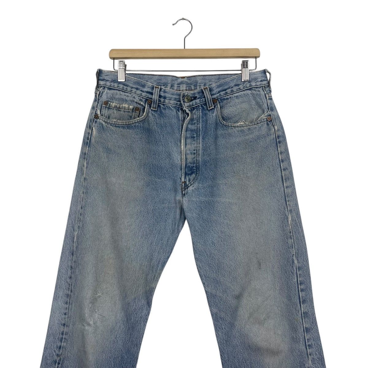 Japanese Brand Vintage 80s Levis 501 Big E Button Fly Distressed Jeans Size US 32 / EU 48 - 4 Thumbnail