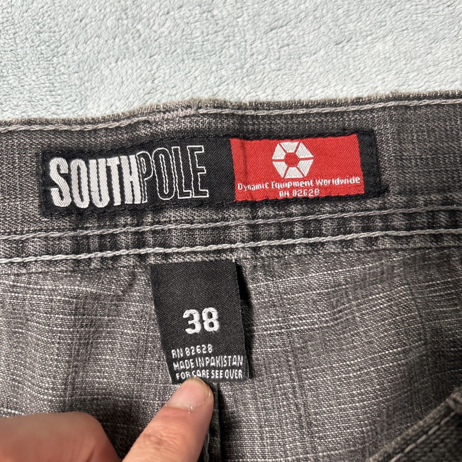 Southpole Southpole Red Tab Beyond Baggy Jeans 38x25 Raw Hems Wide Size US 38 / EU 54 - 3 Thumbnail