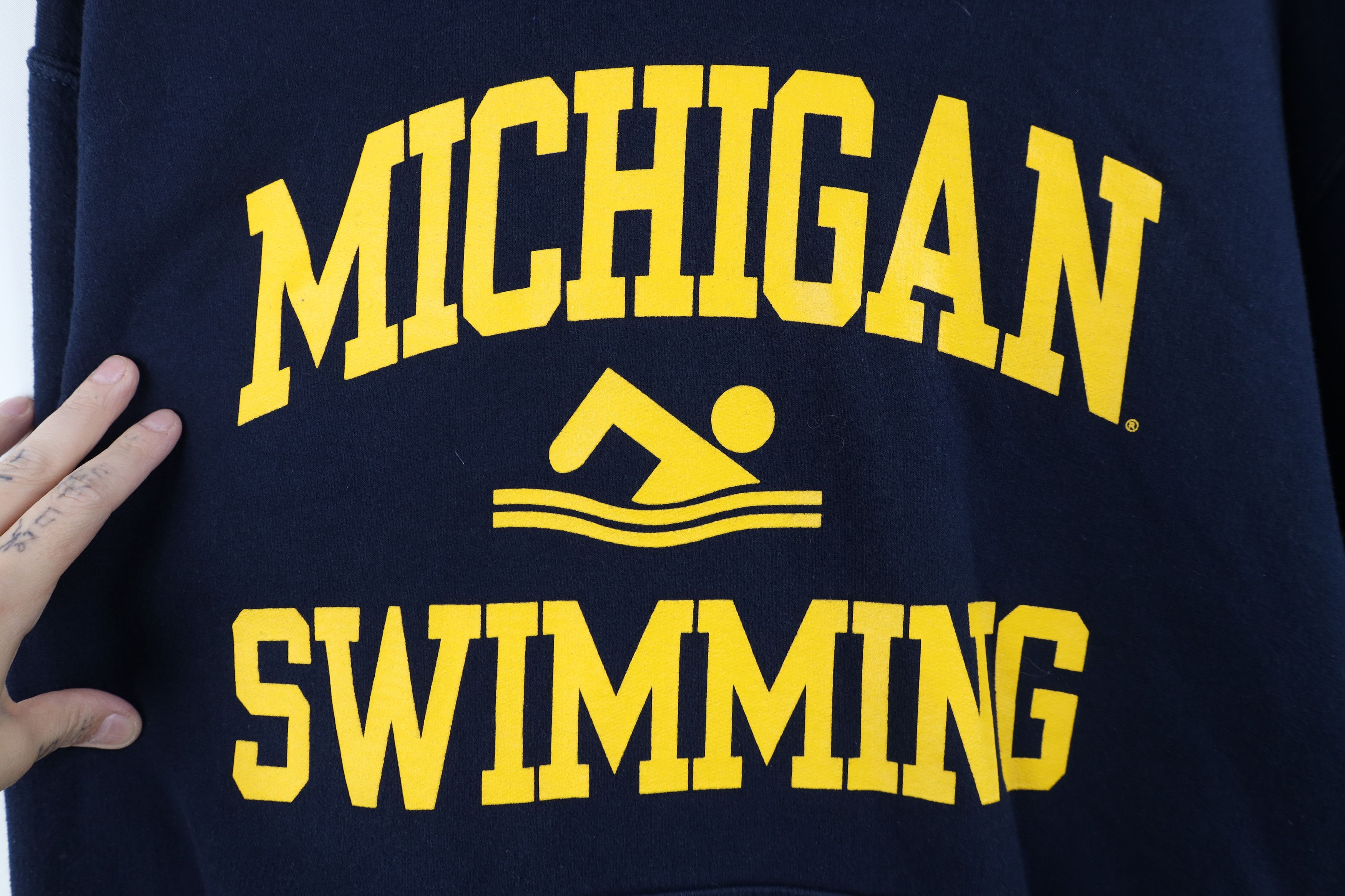 Vintage Vintage University of Michigan Swimming Hoodie Sweatshirt Size US S / EU 44-46 / 1 - 4 Thumbnail
