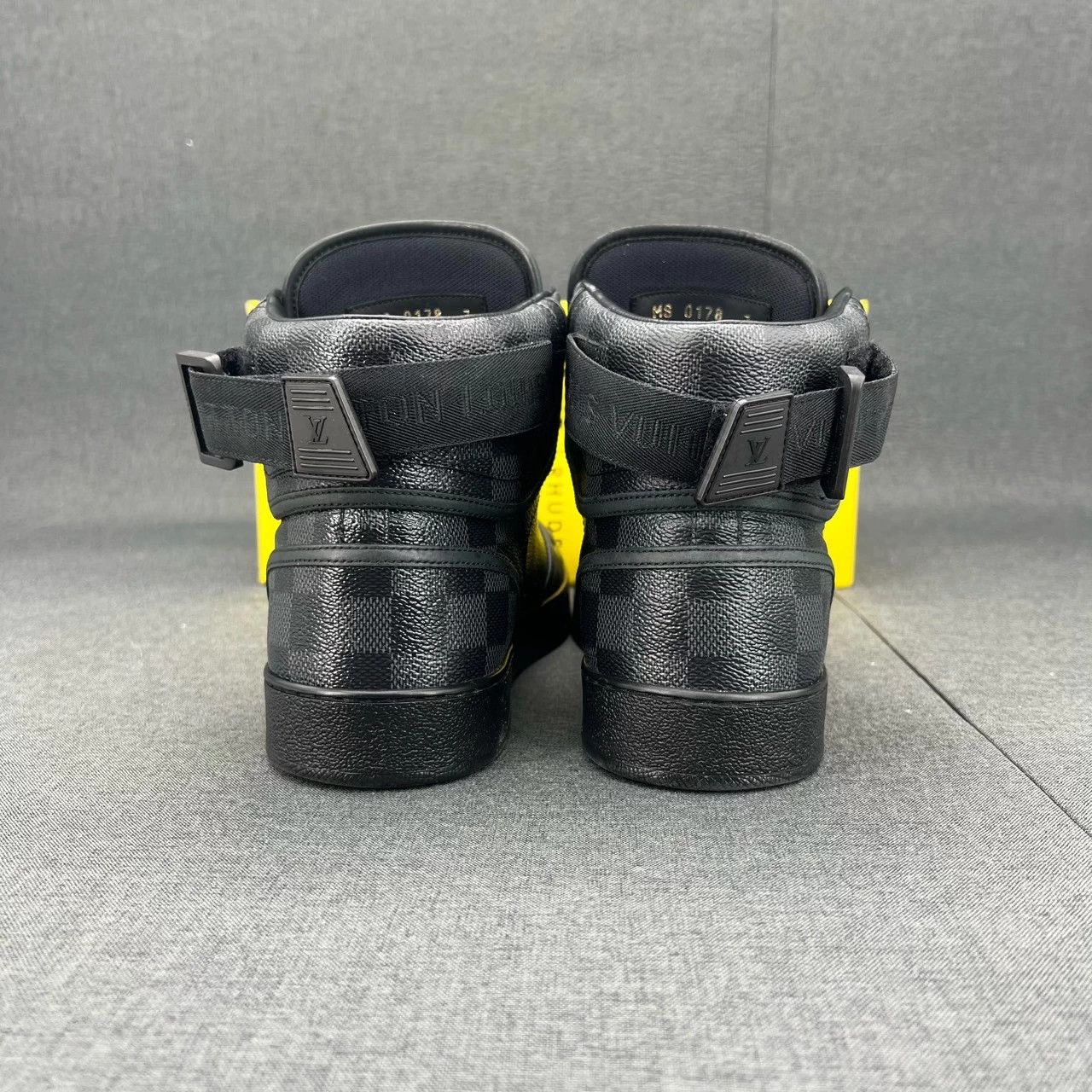 Louis Vuitton LV Rivoli Monogram Eclipse Black Grey 7 Original Box Size US 7 / EU 40 - 5 Thumbnail