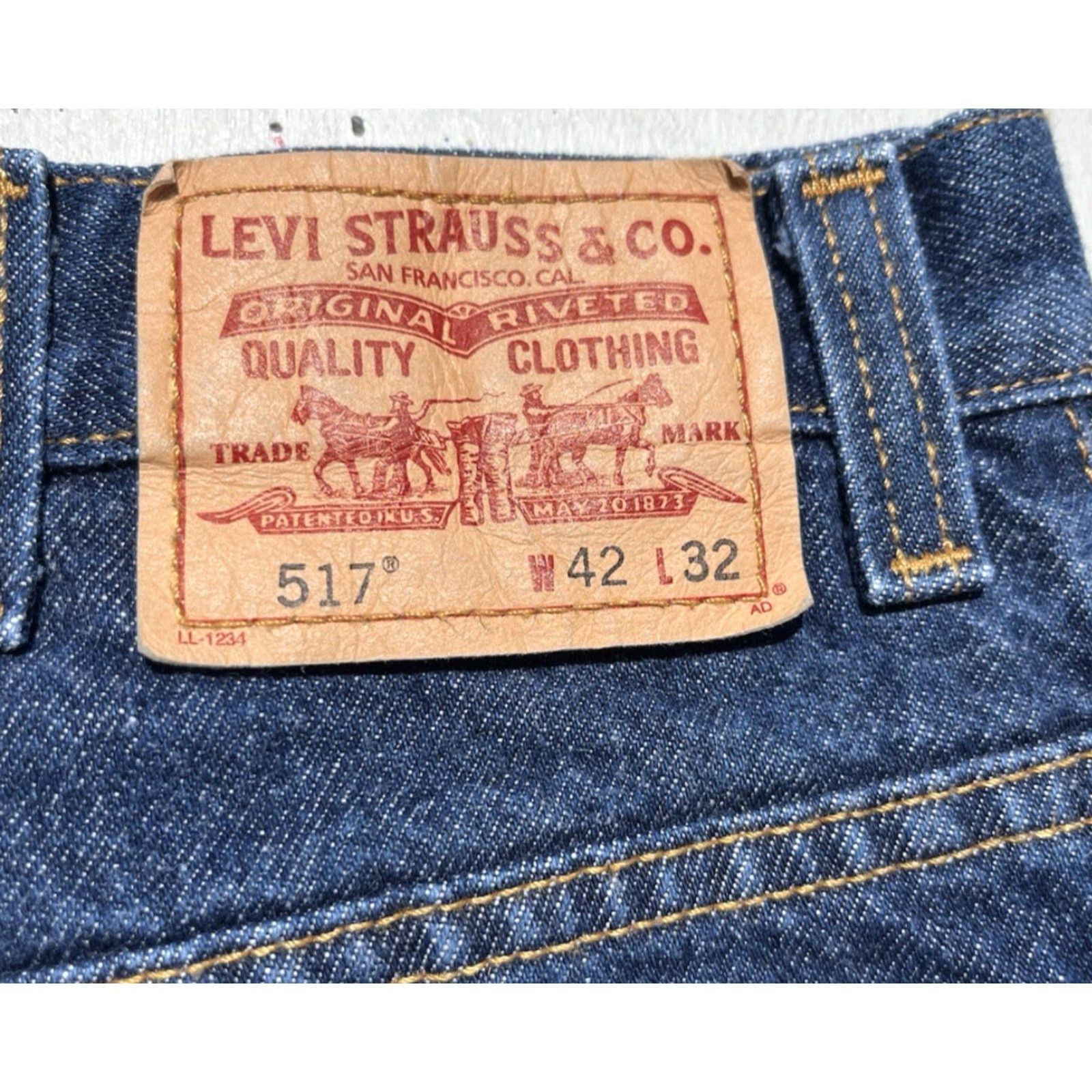 Levi's Levi's Jeans 517 Blue Denim Solid 42x32 Relaxed Bootcut Wide Y2K Oversized Men's Regular 90s Cowboy Classic Boot cut Jeans Mens Size US 42 / EU 58 - 3 Thumbnail