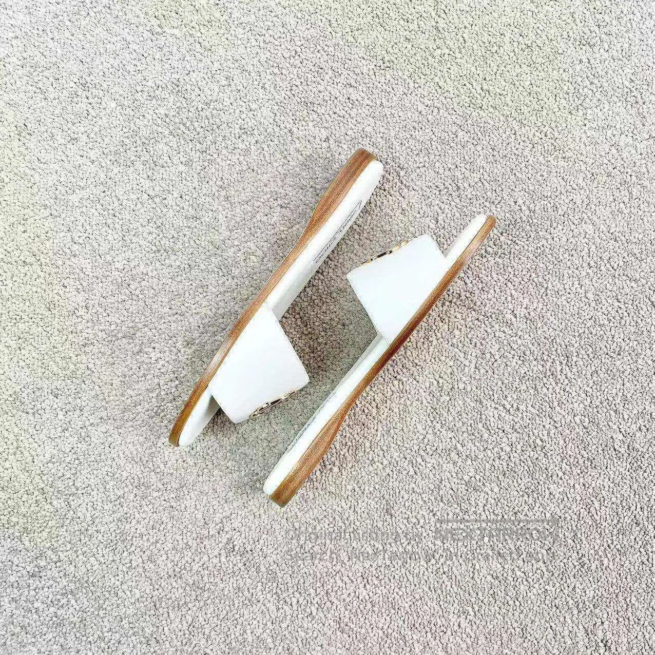 Jimmy Choo Jimmy Choo flat slippers| Size US 5 / IT 35 - 4 Thumbnail