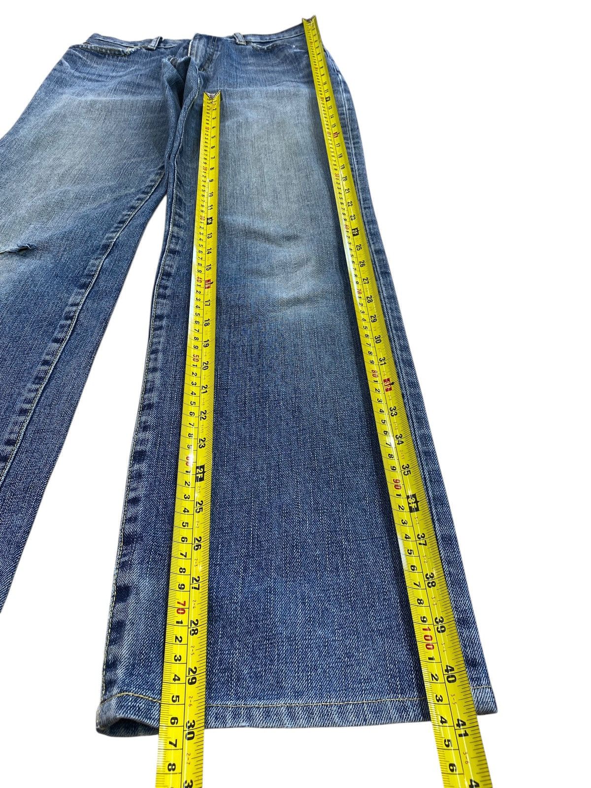 Uniqlo Uniqlo Blue Wash Ripped Style Loose Jeans Size US 29 - 6 Thumbnail