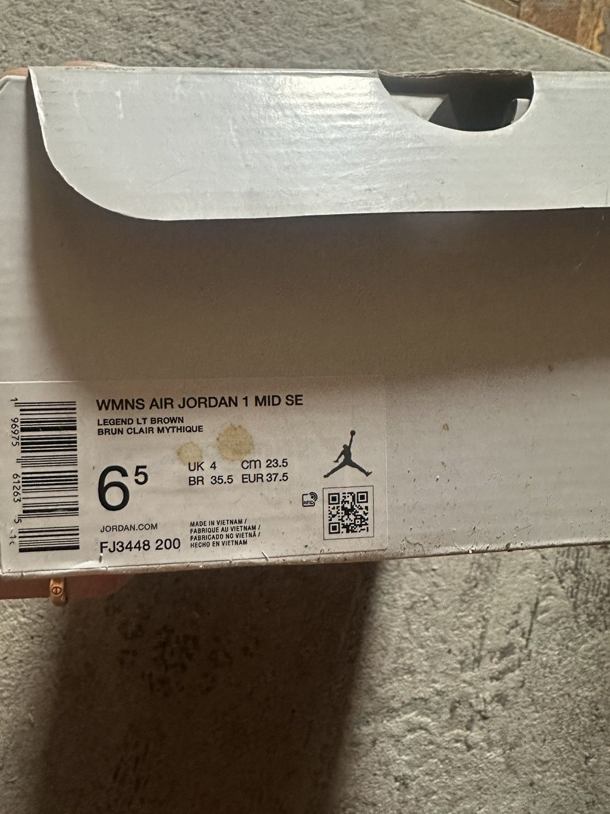 Nike NEVER WORN Nike Air Jordan Mid SE in Tan and Brown Size US 6.5 / IT 36.5 - 10 Thumbnail