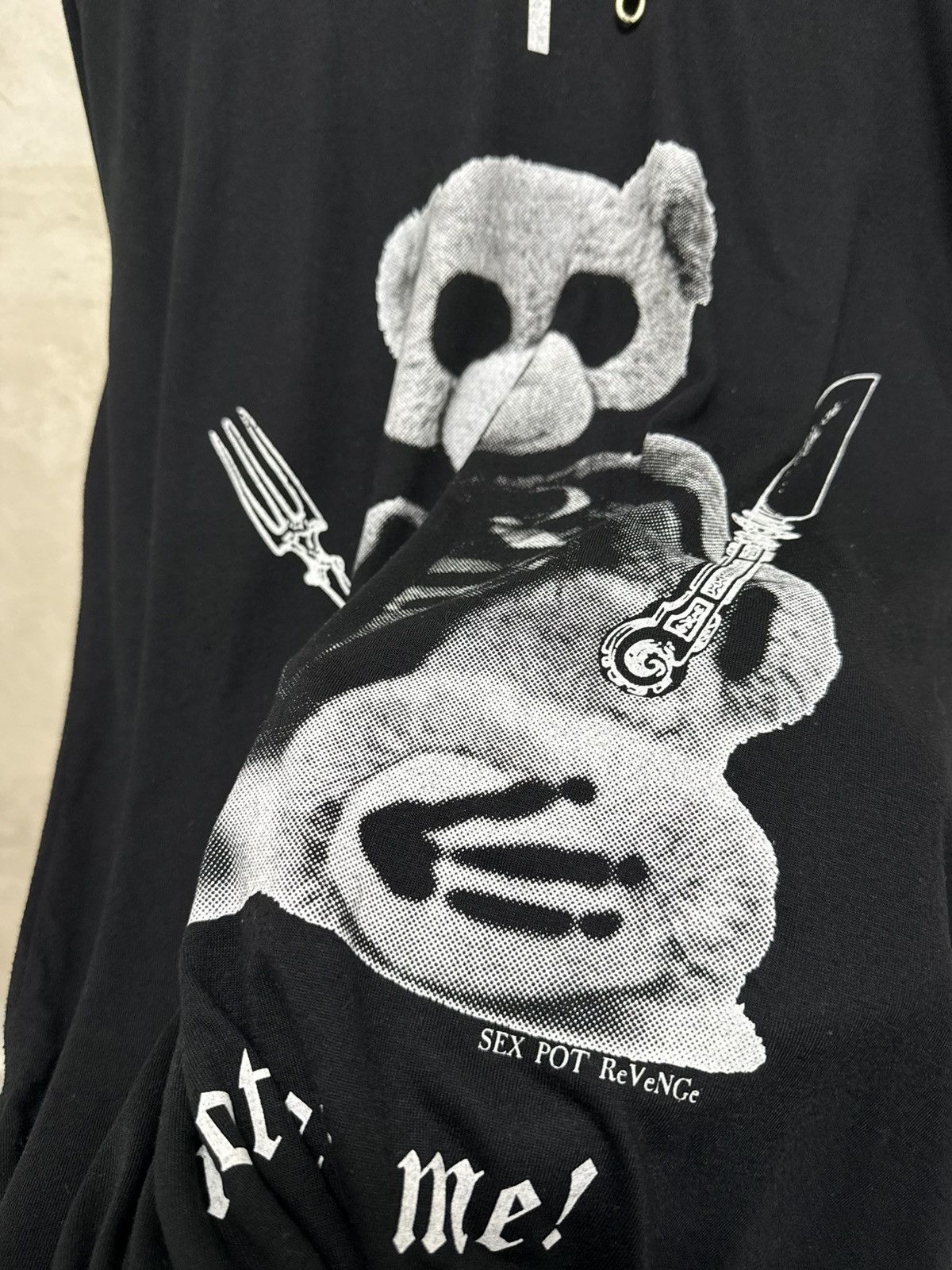 Sex Pot ReVeNGe Sex Pot Revenge “do not eat me” punk grunge Hoodie Size US XXL / EU 58 / 5 - 4 Thumbnail