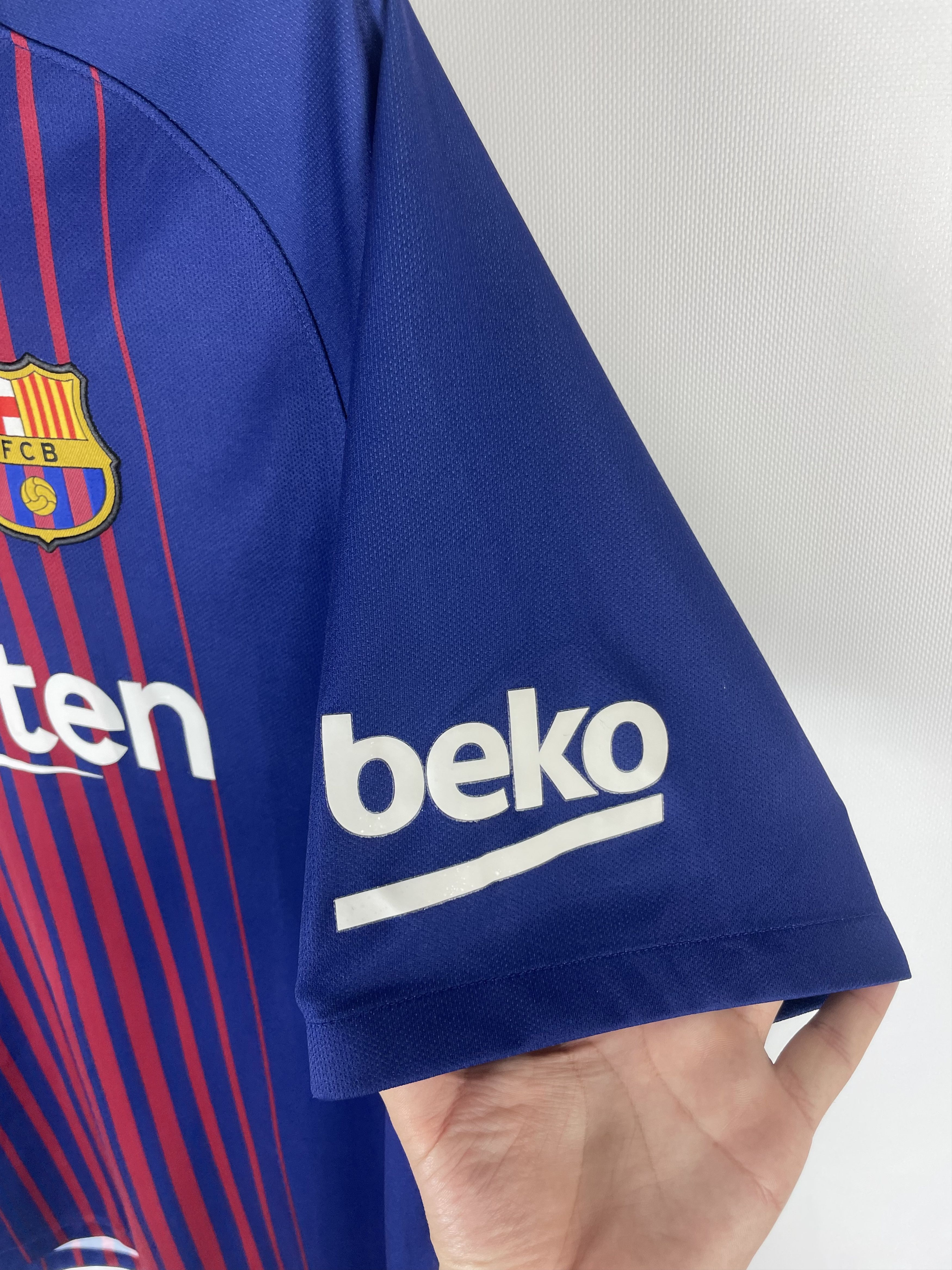 Nike BARCELONA HOME FOOTBALL SHIRT SOCCER JERSEY Size US XL / EU 56 / 4 - 5 Thumbnail
