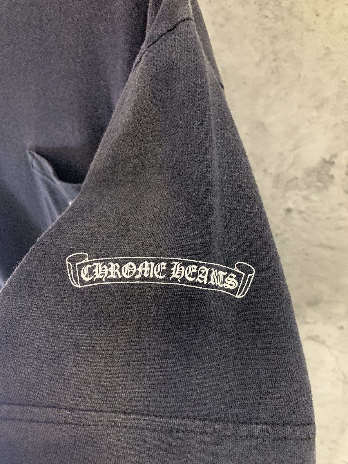 Chrome Hearts × Vintage Vintage Faded 90s Chrome Hearts Scroll Logo Pocket Tee Size US M / EU 48-50 / 2 - 4 Thumbnail