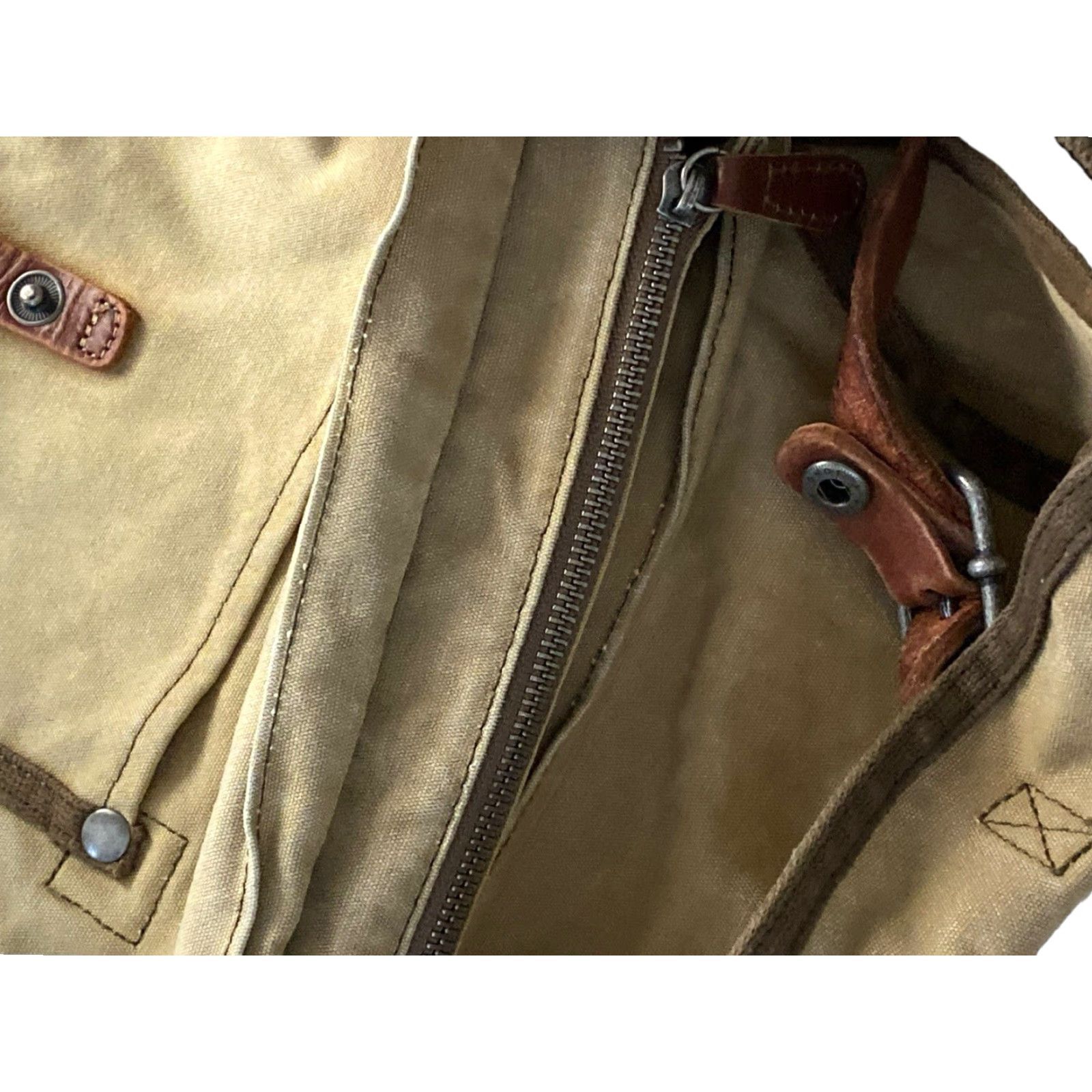 Vintage VINTAGE TSD Crossbody Bag Forest Flap Messenger Tan Canvas Brown Leather Trim Women Size ONE SIZE - 6 Thumbnail