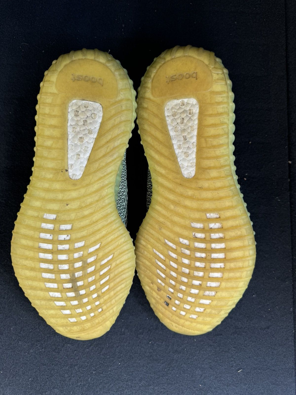 Adidas Yeezy boost 350 v2 yeezreel Size US 12 / EU 45 - 6 Thumbnail