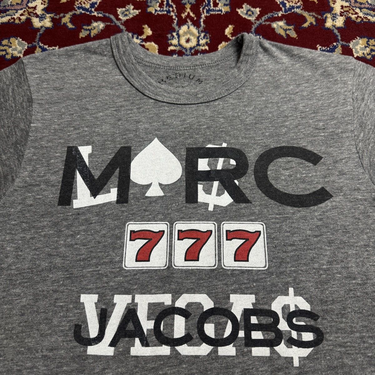 Marc Jacobs Marc Jacobs 777 Slot machine casino y2k tee Designer brand Size US M / EU 48-50 / 2 - 1 Thumbnail