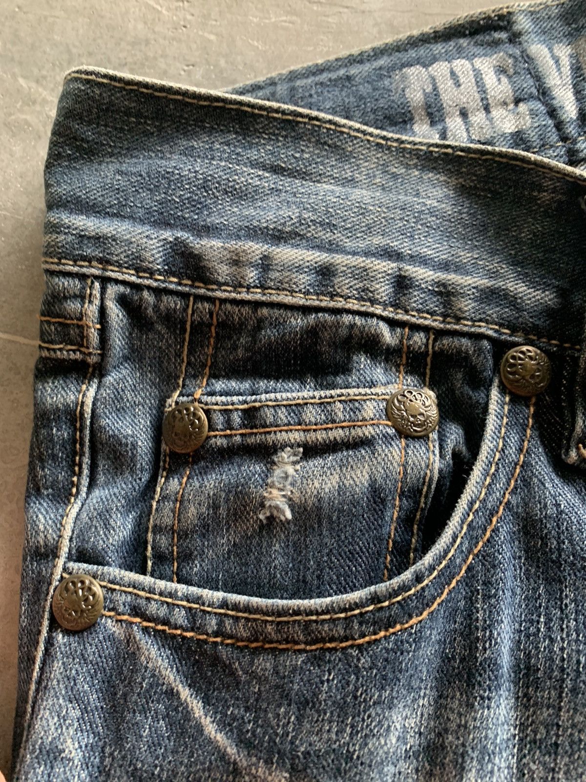 20471120 Y2K i6w9 style poem flare washed denim with paint design Size 31" - 11 Thumbnail