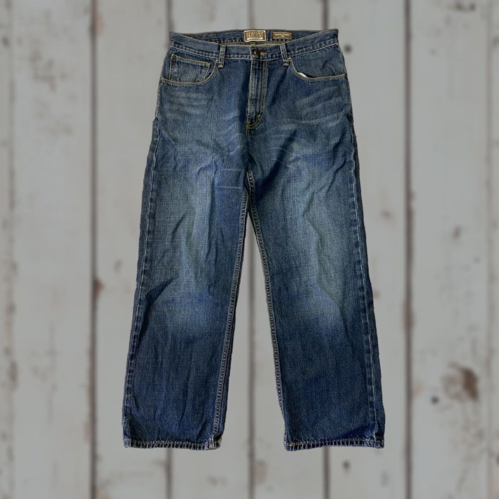 Levi's VINTAGE Levi’s 559 Jeans Mens 34x30 Blue Baggy Straight Leg Y2K Dark Wash VTG Size US 34 / EU 50 - 1 Thumbnail