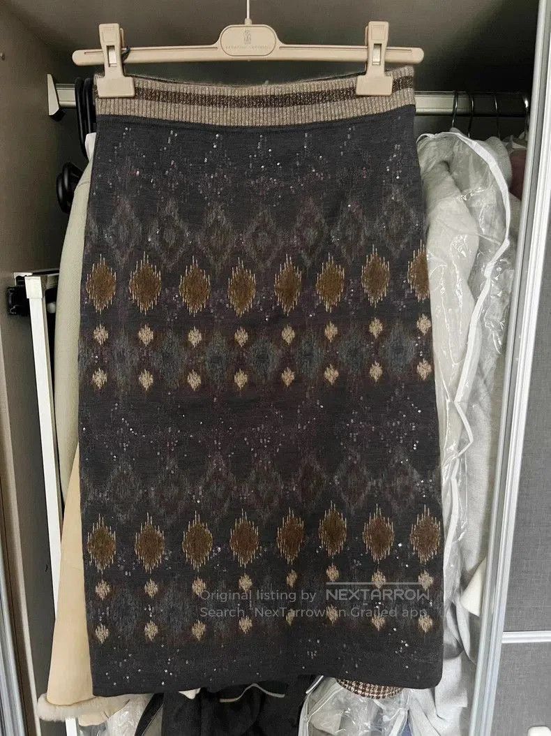 Brunello Cucinelli Brunello Cucinelli Sequin Wool Skirt. Size US 34 / EU 50 - 2 Thumbnail