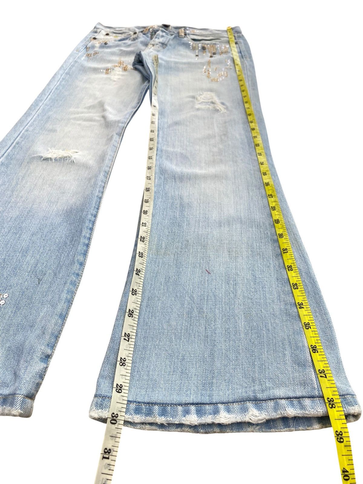 Abercrombie & Fitch Abercrumbie & Fitch Brand Emblised Style Flare Jeans Size US 31 - 11 Thumbnail