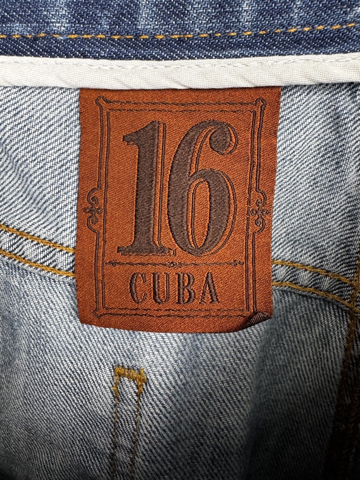 Dolce & Gabbana Dolce & Gabbana 16 Cuba Big Logo Denim Shorts Size US 32 / EU 48 - 9 Thumbnail