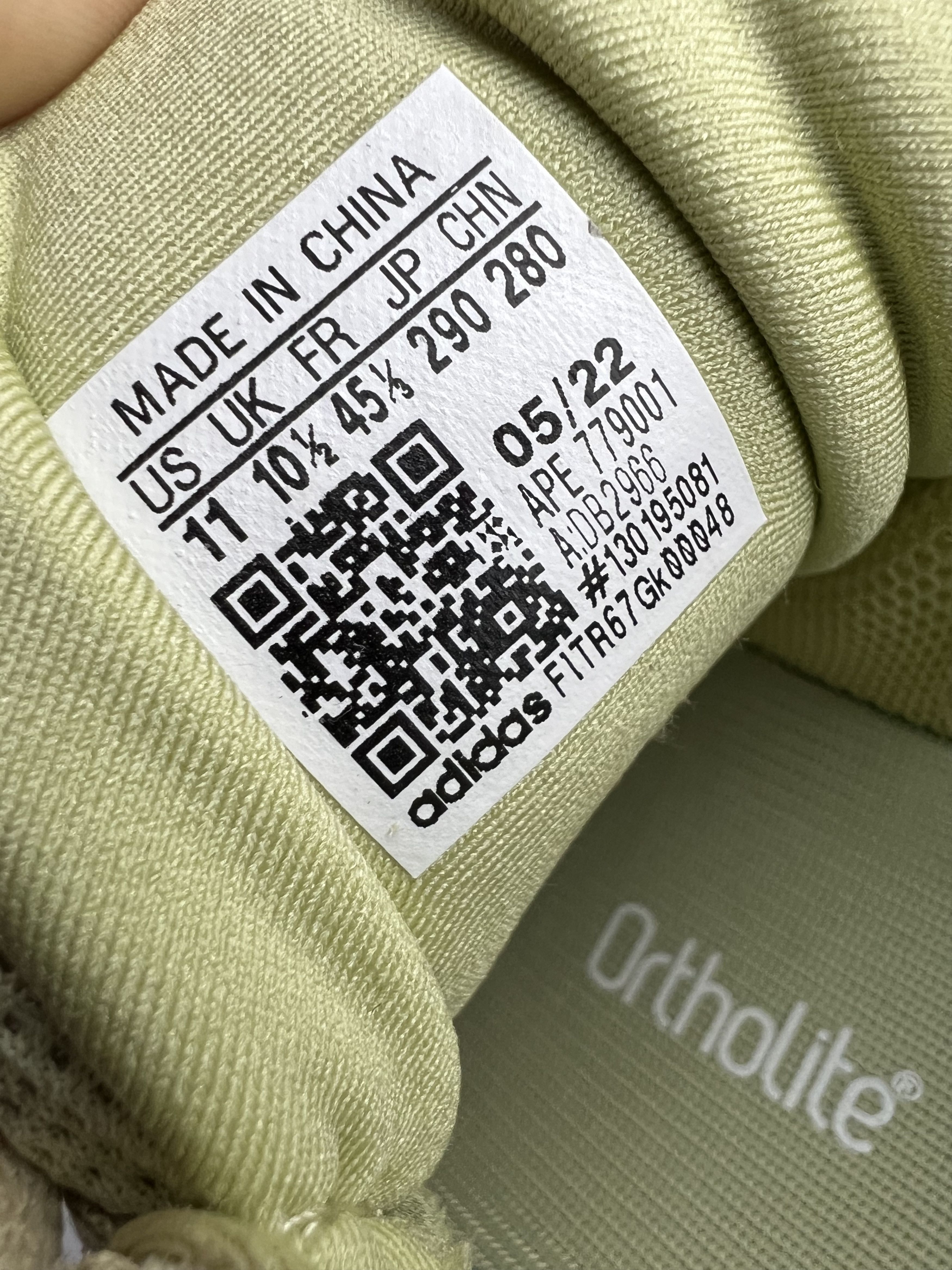 Adidas × Kanye West × Yeezy Adidas Yeezy 500 Super Moon Yellow Size US 11 / EU 44 - 9 Thumbnail