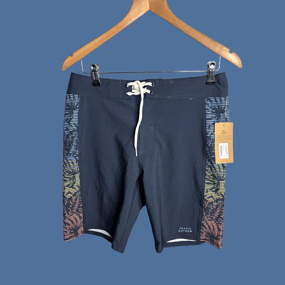 TravisMathew Travis Mathew Board Shorts Mens 30 Navy Beach Break Eco Collection Swim Trunks Geometric Palm Print Quick Dry Drawstring Back Pocket Lightweight Size US 30 / EU 46 - 1 Thumbnail