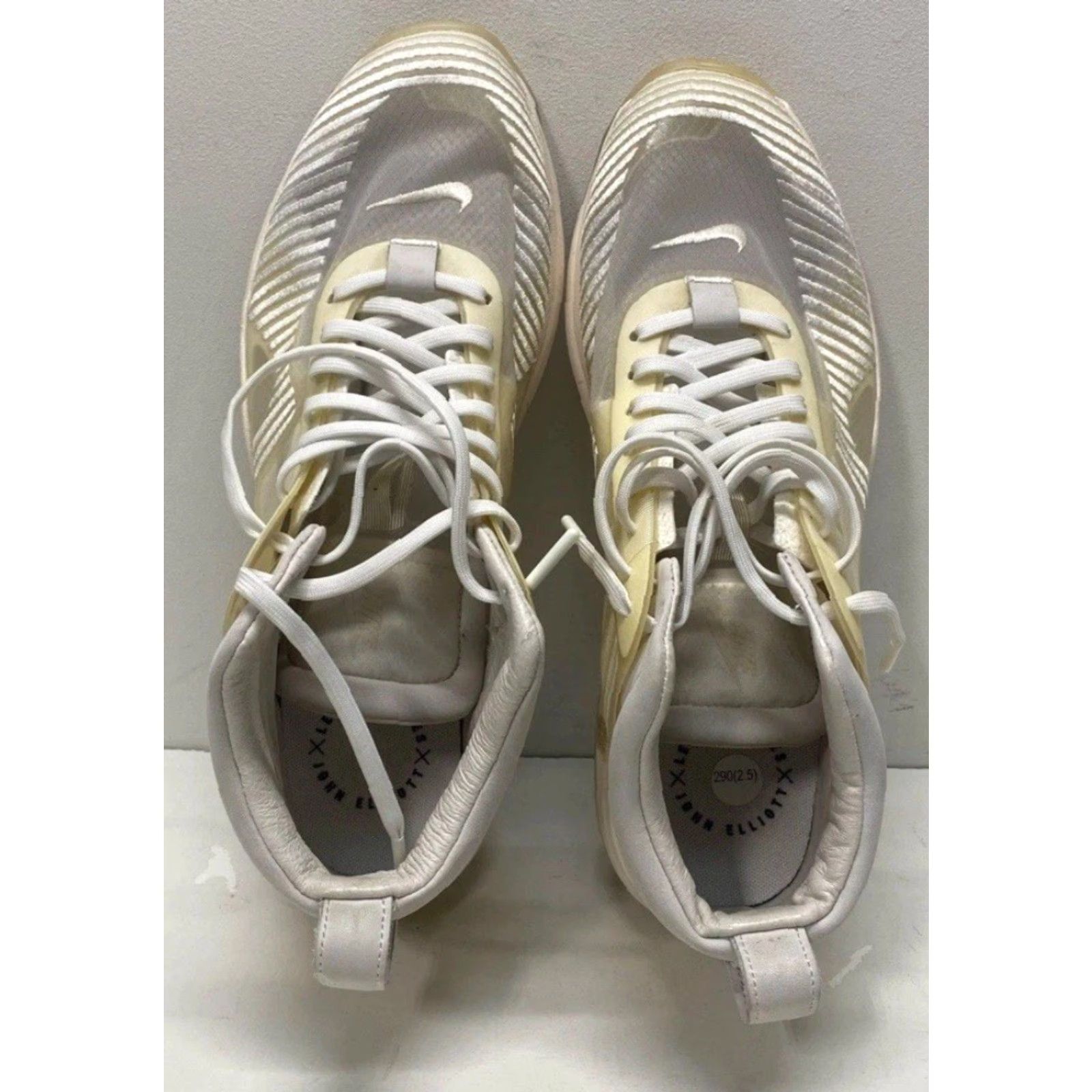 Nike VINTAGE Nike Men LeBron Icon x JohnElliott Clear Parachute Beige Sneakers AQ0114-200 Size 11 Size US 11 / EU 44 - 3 Thumbnail