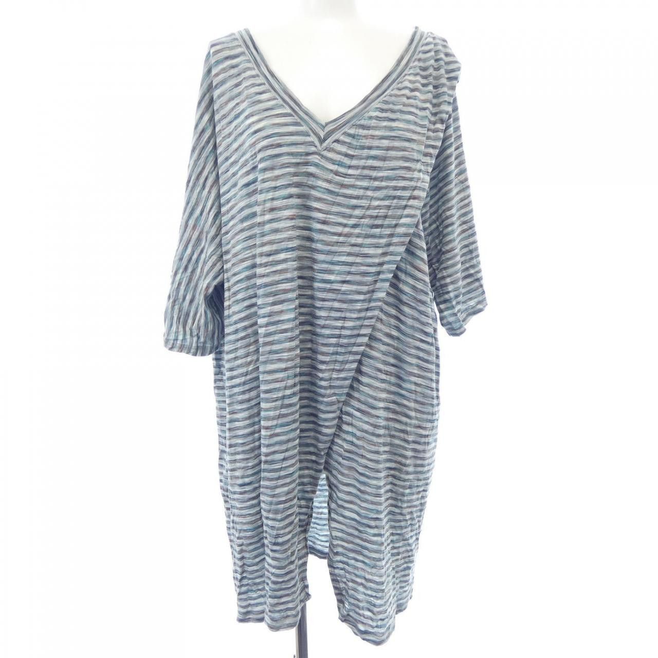Maison Margiela MM6 Maison Margiela MM6 Maison Margiela Top Textile Tops S32CT0459 DUTY FREE for USA Size ONE SIZE - 1 Thumbnail