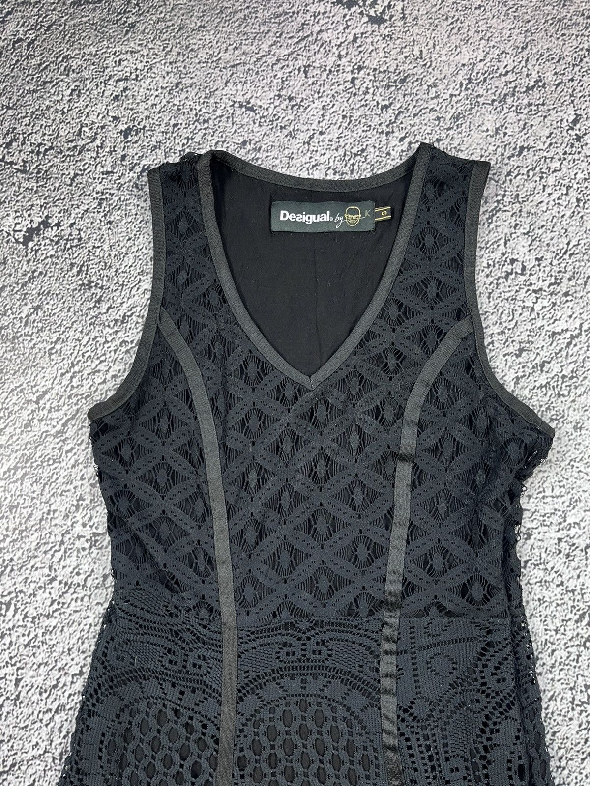 Desigual Vintage Desigual Black Geometric Lace Sleeveless Dress Size S / US 4 / IT 40 - 3 Thumbnail