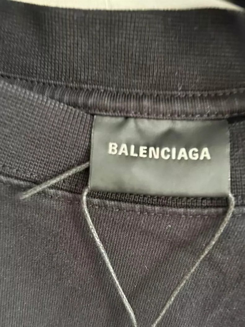 Balenciaga Balenciaga Tape Cola Short Sleeve L Size Size US L / EU 52-54 / 3 - 3 Thumbnail