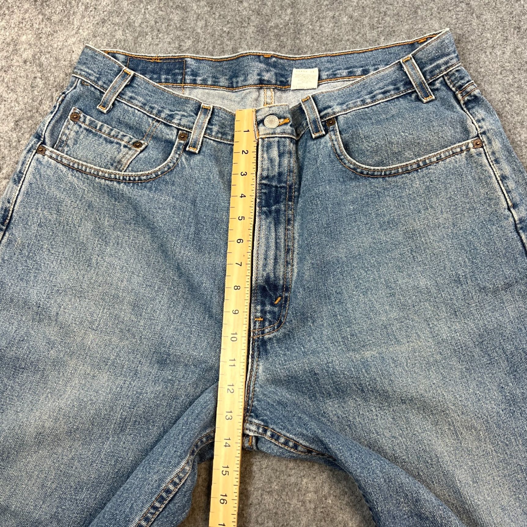 Levi's VINTAGE Levi's 569 Jeans Mens Relaxed Straight 38 Light Blue 90s Levi's 569 Mens Jeans Relaxed Straight 38 Light Blue 90s Size US 38 / EU 54 - 5 Thumbnail
