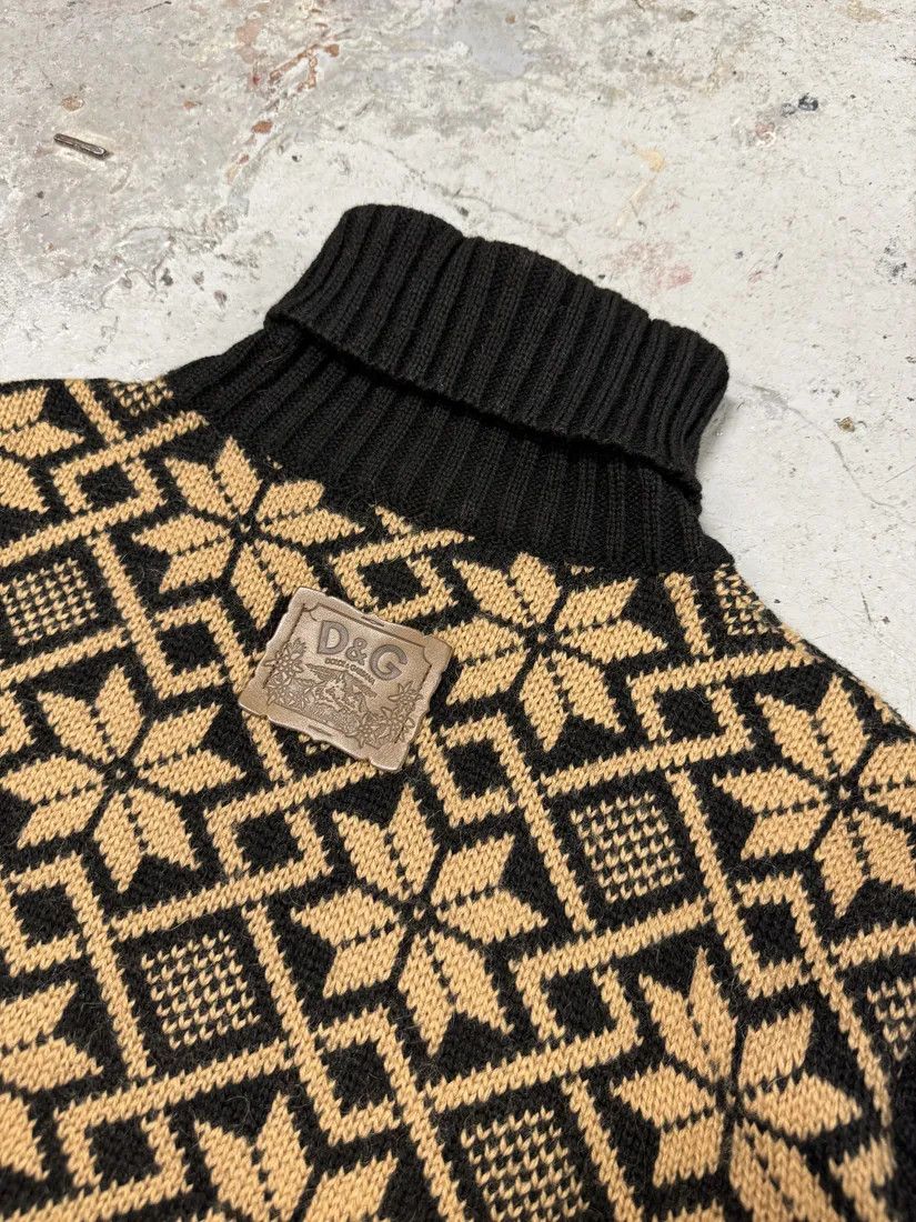 Designer × Dolce & Gabbana × Vintage 1990s Dolce & Gabbana Black Mozaic Wool Turtleneck Size US M / EU 48-50 / 2 - 7 Thumbnail