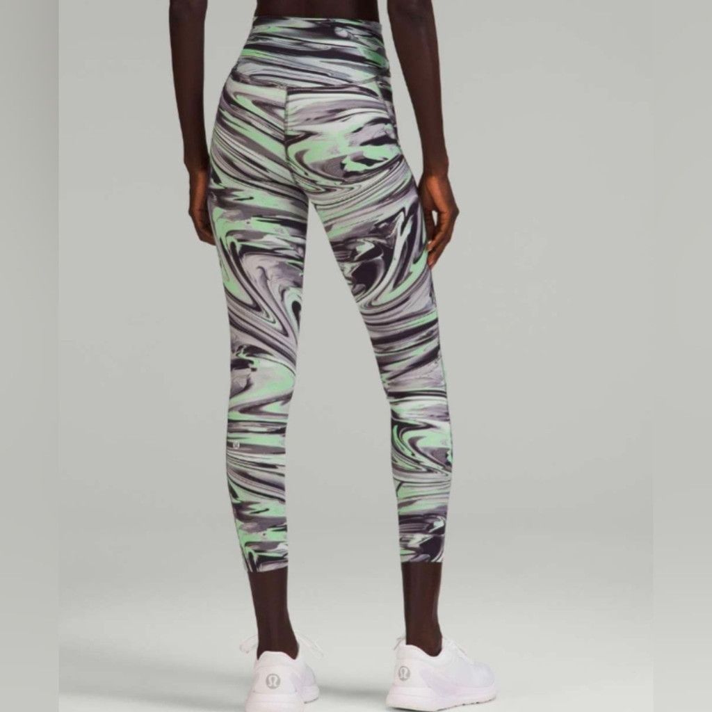 Lululemon Lululemon Base Pace High-Rise Tight paint Glide Warp size 8 Size 30" / US 8 / IT 44 - 6 Thumbnail