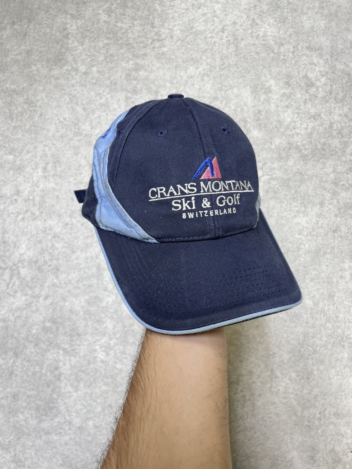 Goldwin × Japanese Brand Crans Montana Ski & Golf Cap – Quiet Luxury Touristcore Size ONE SIZE - 1 Thumbnail