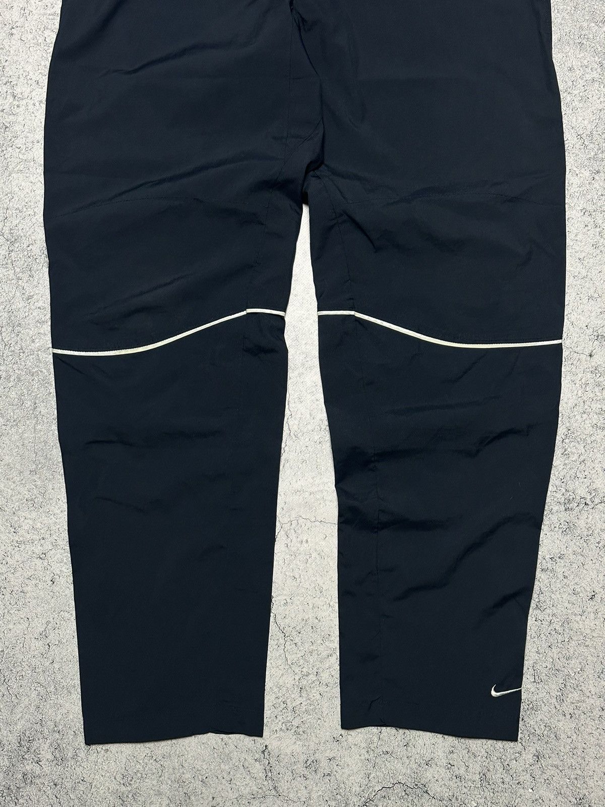 Nike Vintage Nike Nylon Track Pants Joggers Size US 32 / EU 48 - 3 Thumbnail