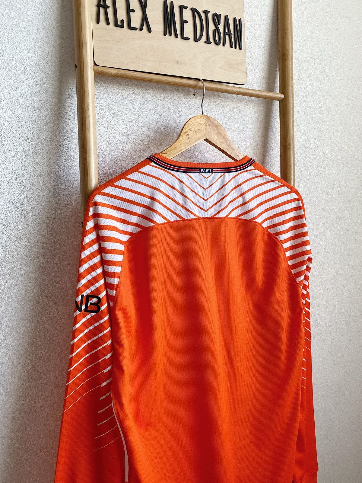 Nike BNWT NIKE PSG 2017/2018 Player GK Football Shirt Jersey Size US L / EU 52-54 / 3 - 17 Thumbnail