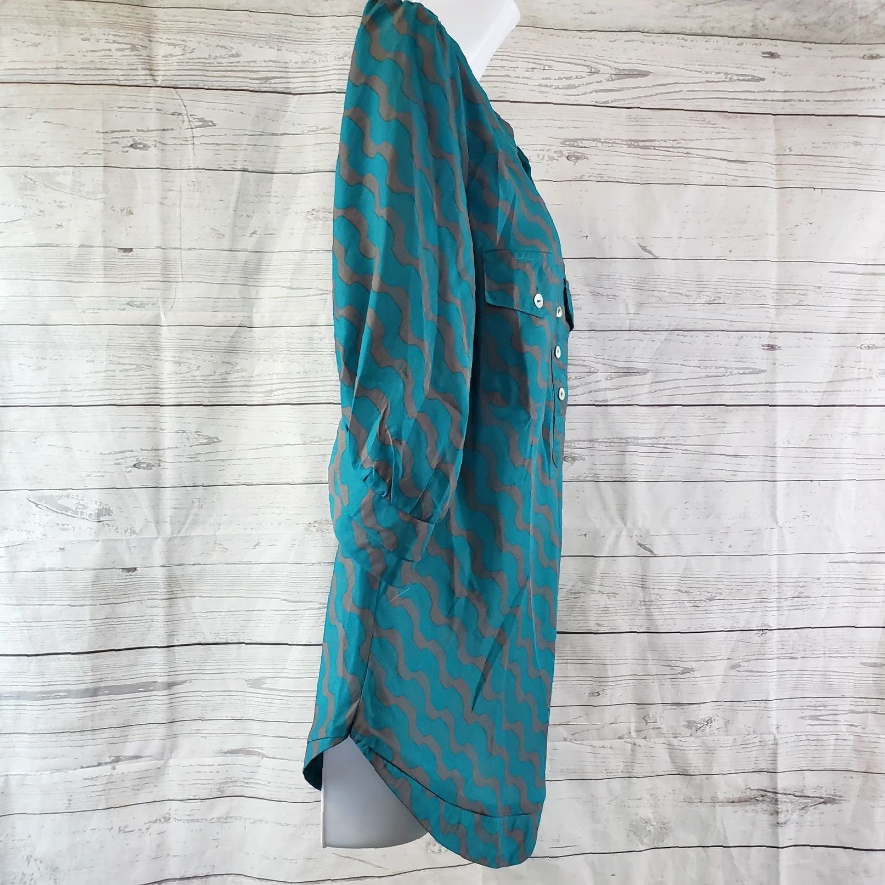 Altea 41 Hawthorn Womens Blouse Sz M Gray Striped 3/4 Sleeve Curved Hem Polyester Shirt Womens Size M / US 6-8 / IT 42-44 - 4 Thumbnail