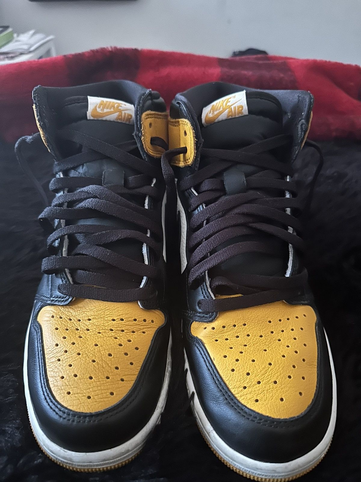 Jordan Brand Jordan 1 Retro High OG Size US 9.5 / EU 42-43 - 3 Thumbnail